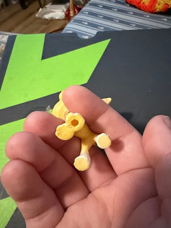 Yellow greyhound lps - Picture 2 of 4